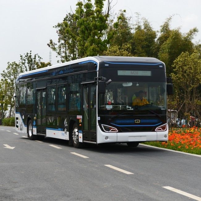 12mの低床電動都市バス 高容量LFPバッテリー 300kmの走行距離 OEM公共交通機関ソリューション