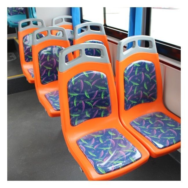 公共交通機関用8m電池電動都市バス 28席 250km走行距離とモノコック型車体構造